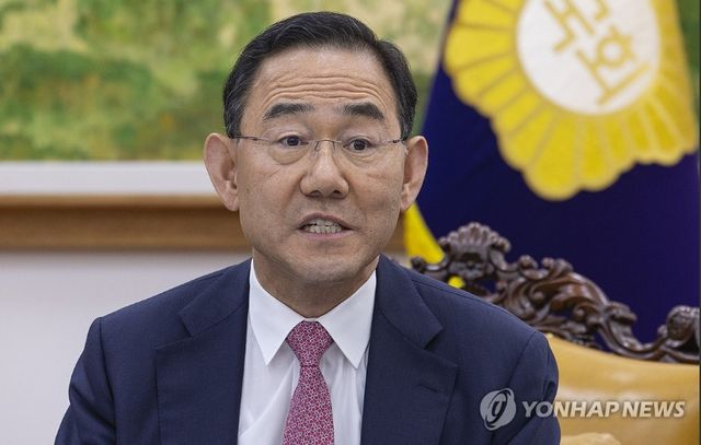 &nbsp;주호영 국회 부의장이 25일 정부조직법 개편안 본회의 상정에 앞서 기자간담회를 열고 '사법 파괴현장에서 사회를 보지 않겠다'며 본회의 사회 보이콧을 선언했다. [사진=연합뉴스]