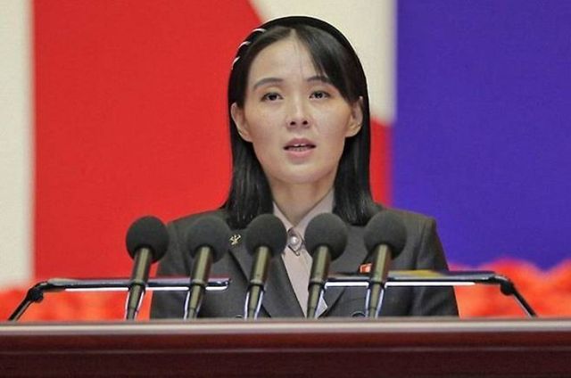 김여정 북한 노동당 부부장이 11일 북한 무인기와 관련한 담화를 발표했다. [사진=조선중앙통신 갈무리=연합뉴스]