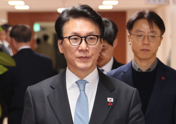 김민석&nbsp;국무총리가 13일 서울 종로구 정부서울청사에서 열린 국무회의에 참석하고 있다. [사진=연합뉴스]