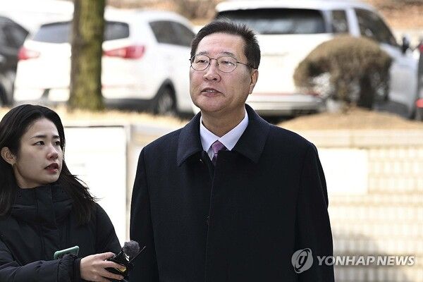 박성재 전 법무부 장관이 첫 재판에서 조은석 내란 특별검사팀이 기소한 혐의를 전면 부인했다 [사진=연합뉴스]