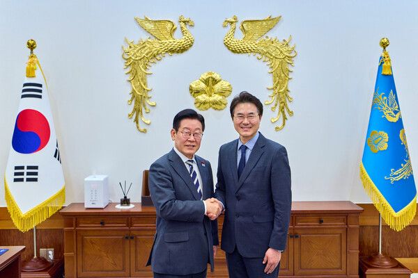 서정완 출마예정자가 지난 1월27일 청와대에서 이재명 대통령과 함께 찍은 사진. [사진=서 출마예장자 측 제공]