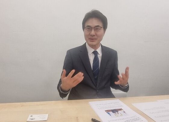 서정완(55) 하남시장 출마예정자가 최근 서울 종로구에서 진행한 언론 인터뷰에서 발언하고 있다. [사진=김민주 기자]