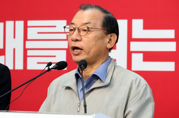 국민의힘&nbsp;이정현&nbsp;공천관리위원장이 20일 서울 영등포구 여의도 중앙당사에서 경상북도지사 예비경선 결과를 발표하고 있다. [사진=연합뉴스]