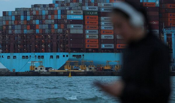 WTO가 발표한 반기 무역 전망 보고서에 따르면, 올해 글로벌 상품 무역 증가율은 1.9%에 그칠 것으로 전망됐다. 사진=연합뉴스