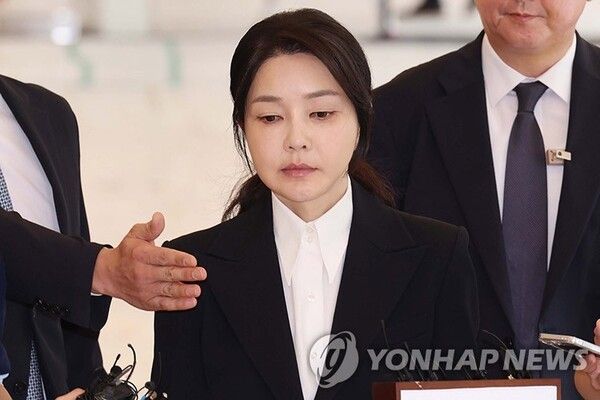 특검 출석하는 김건희 [사진=연합뉴스]