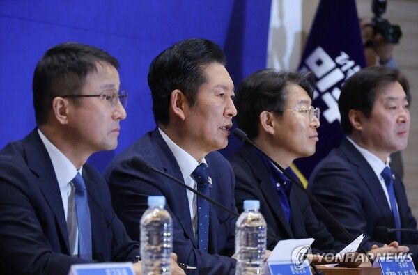 더불어민주당 정청래 대표가 30일 서울 여의도 국회에서 열린 최고위원회의에서 발언하고 있다. 2026.3.30 [사진=연합뉴스]