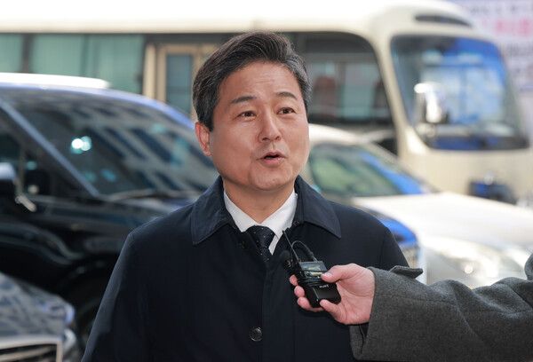 &nbsp;6·3 지방선거&nbsp;서울시장에 도전하는 더불어민주당&nbsp;김영배&nbsp;의원이 지난달 23일&nbsp;서울&nbsp;영등포구 여의도 더불어민주당 중앙당사에서 열린 광역단체장 후보 면접에 참석, 취재진 질문에 답하고 있다.[사진=연합뉴스]