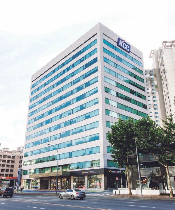 KCC 서초구 본사 전경 [사진=KCC·KCC실리콘]