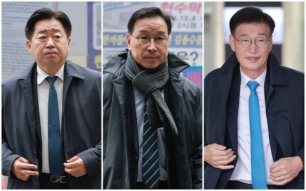 더불어민주당&nbsp;김이수&nbsp;공천관리위원장이 8일 서울 여의도 중앙당사에서 6·3 지방선거 제주 지역 경선 공천 심사 결과를 발표했다. 사진 왼쪽부터 오영훈 제주지사, 위성곤 의원, 문대림 의원. [사진=연합뉴스]