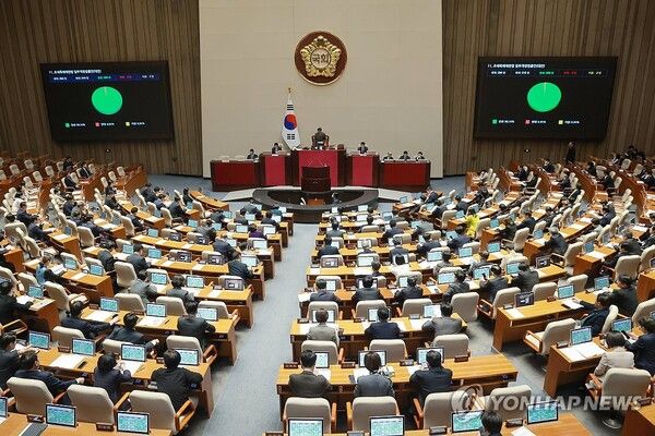31일 국회에서 열린 3월 임시국회 제3차 본회의에서 조세특례제한법 일부개정법률안(대안)이 통과되고 있다. 2026.3.31 [사진=연합뉴스]