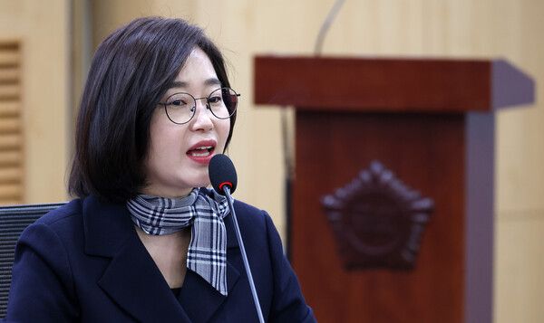  평택을 출마를 선언했던 김재연 진보당 상임대표는 16일 라디오에서 조국 조국혁신당 대표를 겨냥해 