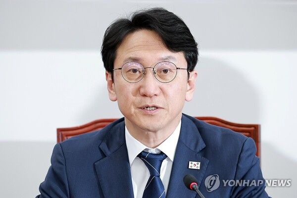 더불어민주당 천준호 원내대표 직무대행이 28일 국회에서 열린 원내대책회의에 참석해 발언하고 있다. 2026.4.28 [사진=연합뉴스]