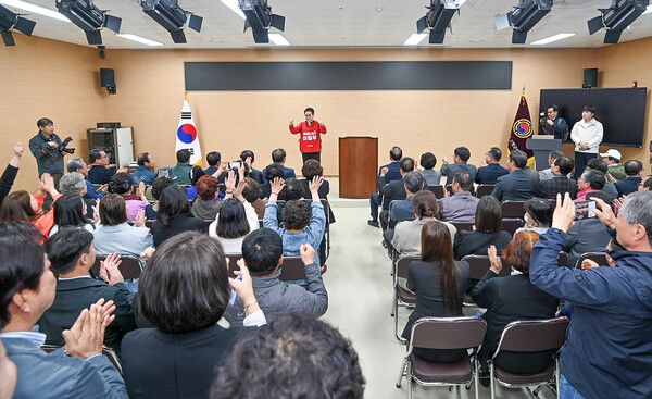 대한노인회 고령군지회 간담회 모습 / 사진=이철우 경북도지사 예비후보 캠프