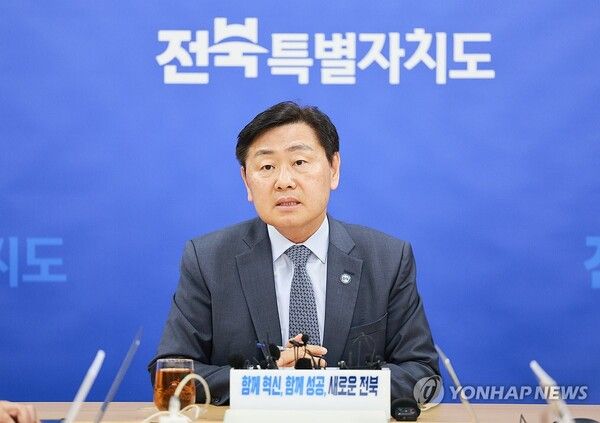 김관영 전북특별자치도지사가 27일 도청에서 기자간담회를 하고 있다. 2026.4.27 [전북특별자치도 제공. 재판매 및 DB 금지]