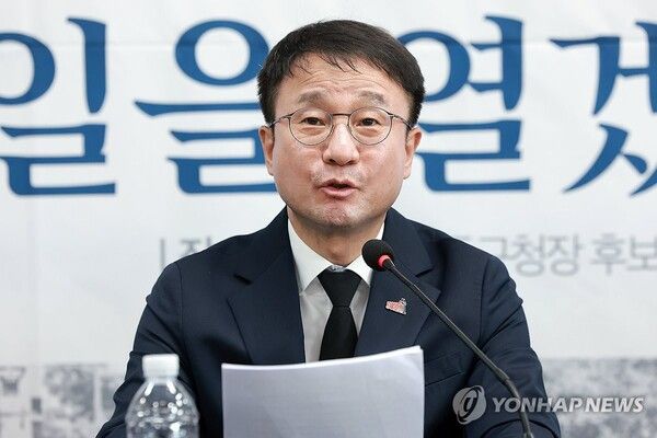 더불어민주당 상임공동선대위원장인 한병도 원내대표가 18일 광주 임택 동구청장 후보 선거사무소에서 열린 현장 중앙선거대책위원회의에 참석해 발언하고 있다. 2026.5.18 [사진=연합뉴스]