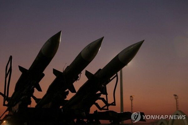 이란혁명수비대(IRGC) 우주항공 박물관에 전시된 미사일&nbsp;[사진=로이터=연합뉴스]