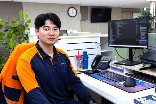최우수상을 수상한 생산기술부 생산기술섹션 김성윤 대리 / 사진=포스코