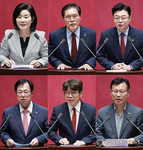 23일 국회에서 열린 7월 임시국회 제2차 본회의에서 선출된 국민의힘 소속 국회 6개 상임위원장. 윗줄 왼쪽부터 김희정 교육위원장, 송석준 외교통일위원장, 김성원 산업통상자원중소벤처기업위원장, 아랫줄 왼쪽부터 이만희 보건복지위원장, 유의동 국토교통위원장, 이양수 정보위원장.[사진=연합뉴스]