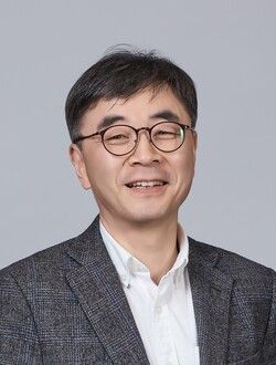 신설된 효성 AI융합연구원 초대원장으로 선임된 맹성현 카이스트 명예교수 [사진=효성]