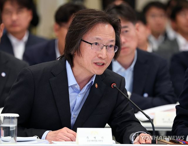 주병기 공정거래위원장이 4일 청와대 영빈관에서 열린 이재명 대통령 주재 부처 업무보고에서 보고하고 있다.&nbsp;2026.8.4. &nbsp;[사진=연합뉴스]&nbsp;