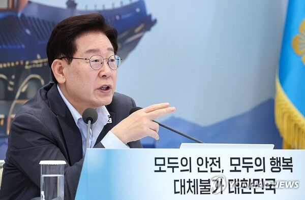 부동산 세제 개편안을 두고 후폭풍이 만만치 않다. 민주당은 신중론, 국민의힘은 맹공을 퍼붓고 있다. [사진=연합뉴스]