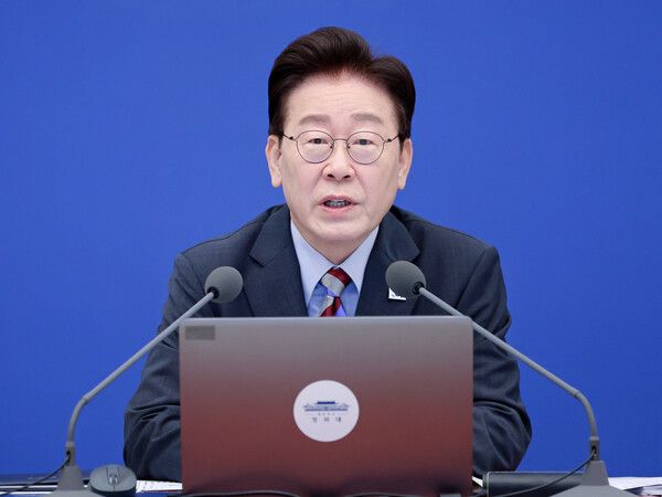 이재명 대통령의 공소취소권 조항 삭제 요구를 계기로 조작기소 특검법 처리가 내달초로 예상되고 있다. [사진=연합뉴스]
