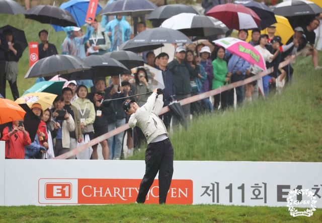 첫 우승을 차지한 방신실. 사진=KLPGA 박준석 포토
