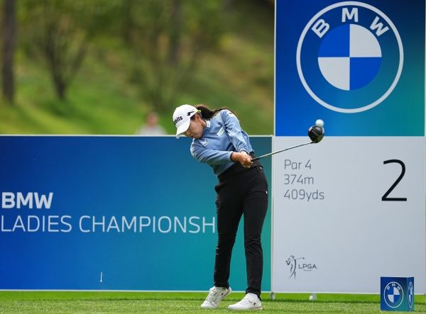 3라운드에서 9타를 몰아치며 2위로 올라선 성유진. 사진=BMW코리아