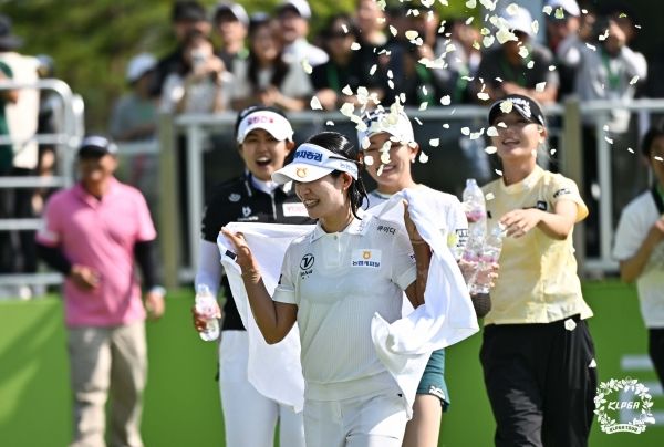 셀트리온 4연패한 박민지의 우승 세리머니.