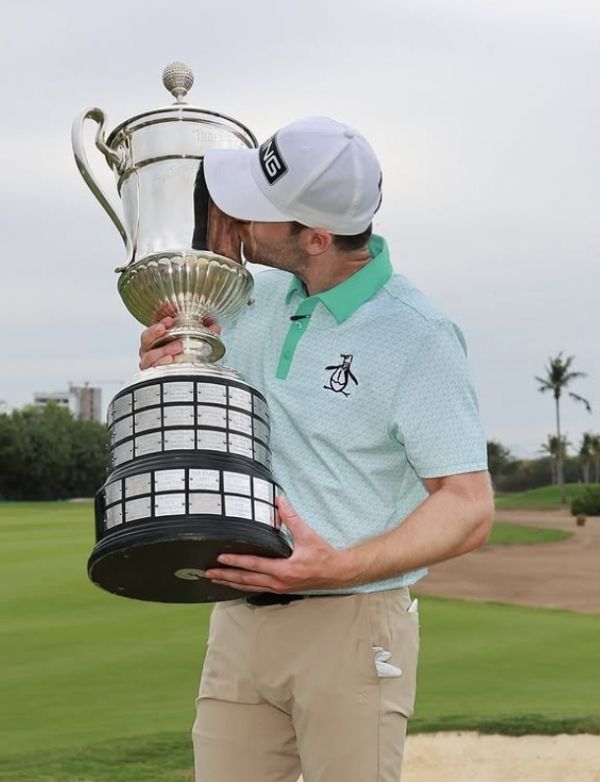 8년만에 첫 우승한 브라이언 캠벨. 사진=PGA투어