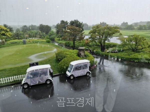 KPGA 클래식이 악천후로 2라운드가 취소됐다.