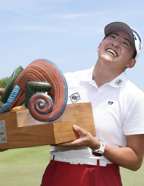첫 우승한 '루키' 이와이 치사토. 사진=LPGA