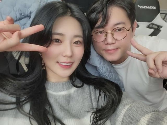 온라인 커뮤니티 - 뚜밥, 감스트