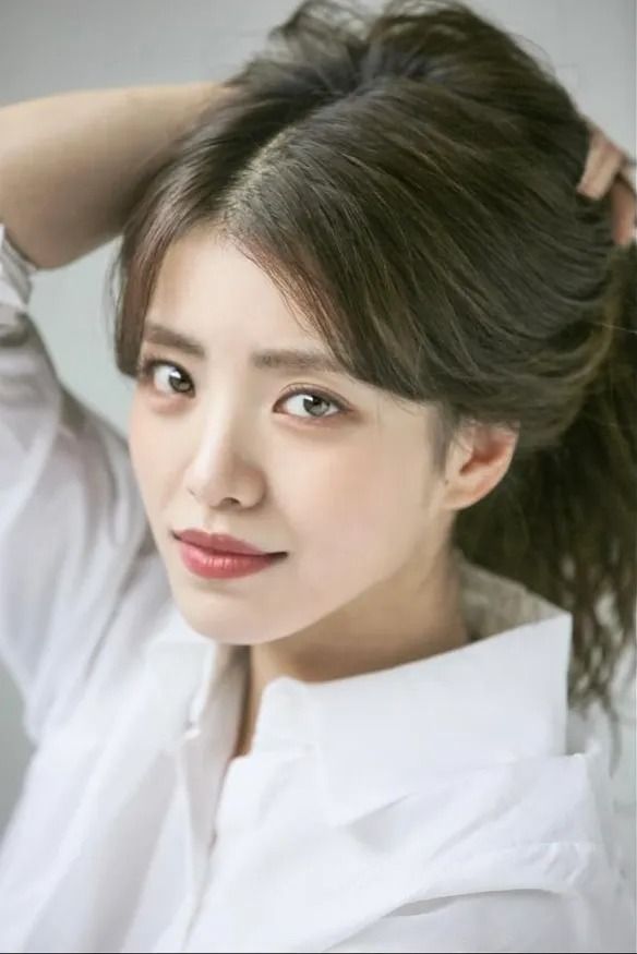 온라인 커뮤니티 - 뮤지컬 배우 김환희