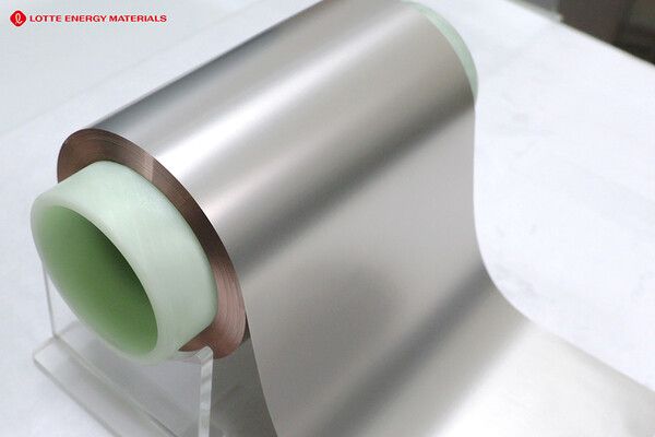 롯데에너지머티리얼즈 니켈도금박 /사진=롯데에너지머티리얼즈