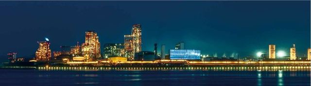 포스코 포항제철소 파이넥스 3·2·1공장 야경. 사진·포스코 제공