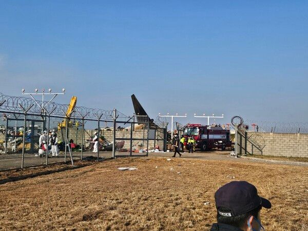 무안국제공항 제주항공 참사 수습현장. /사진=딜사이트경제TV 이형권 기자