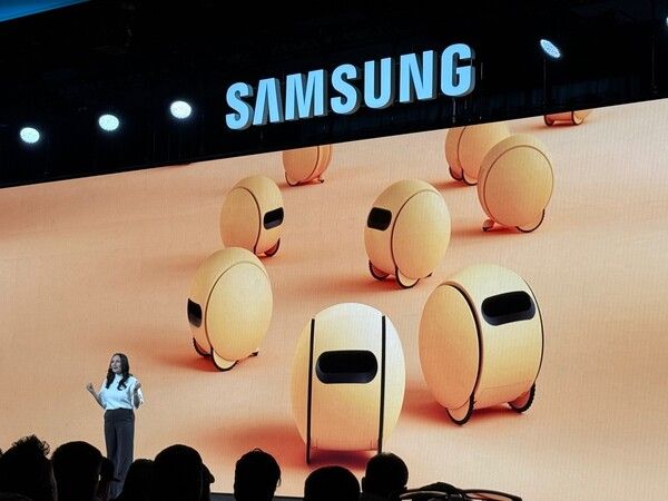 알라나 고메즈-솔리스 삼성전자 미국법인 커뮤니케이션 프로가 6일(현지시간) 삼성 프레스 컨퍼런스에서 올해 상반기 볼리 출시 계획을 밝혔다. / 사진=이태웅 기자