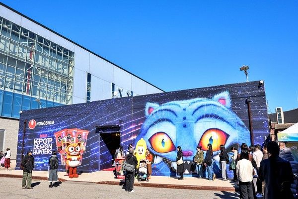 농심, 미국 뉴욕 'KOOM 2025' 플래그십 부스 /사진=농심