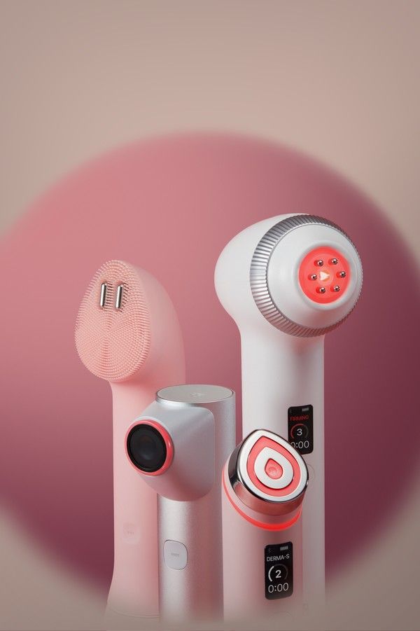 메디큐브 에이지알 2세대 뷰티 디바이스 /사진=에이피알