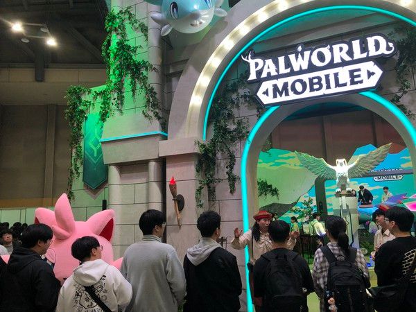 '팰월드 모바일' 테마파크형 공간 /사진=김현정 기자
