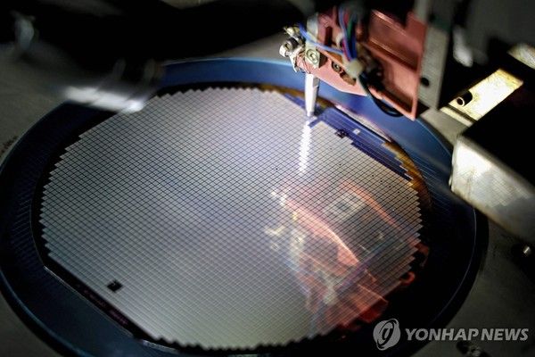 반도체 웨이퍼 / 사진=연합뉴스