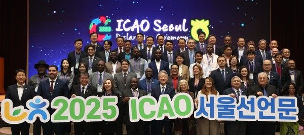 농협중앙회 강호동 회장은 10월&nbsp;20일 농협중앙회 본사에서 개최한&nbsp;ICAO(국제협동조합농업기구)&nbsp;총회에서 세계 농업의 발전과 미래를&nbsp;향한 'ICAO&nbsp;서울 선언문'을 선포했다. /사진=농협중앙회