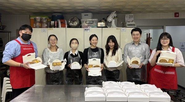 버들바게트봉사단 단체사진 /사진=유한양행