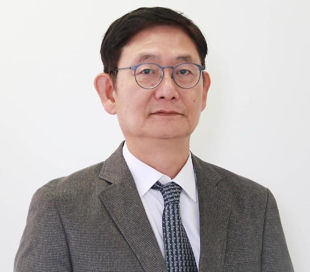 이용웅 주필