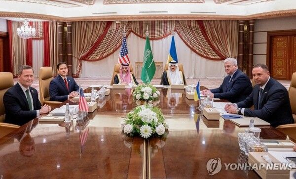 사우디에서 열린 미국·우크라이나 고위급 회담. 사진=로이터/연합뉴스
