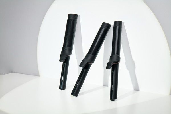 글램팜 신제품 프리미엄 봉고데기 '글램뮤즈 컬링아이롱'. /사진=글램팜