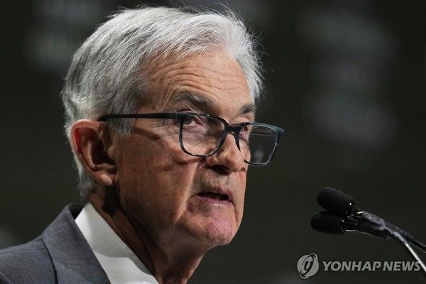 제롬 파월 미국 연방준비제도 의장이 16일(현지시간) 미국 일리노이주의 시카고 이코노믹클럽에서 경제 전망에 대해 발언하고 있다. /사진=연합뉴스