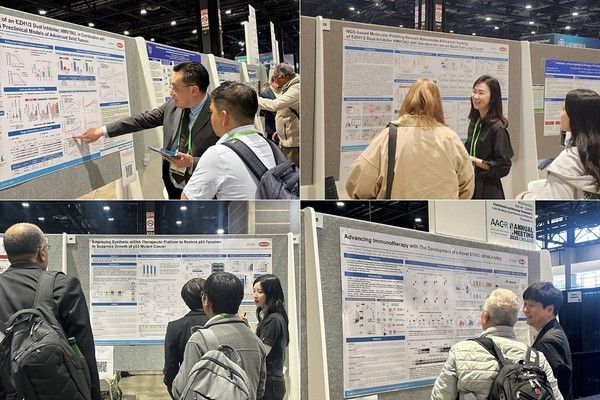 지난달 25일부터 30일(현지시간)까지 미국 시카고에서 열린 ‘미국암연구학회(AACR 2025)’에서 한미약품 R&D센터 연구원들이 혁신 항암신약 연구 내용이 담긴 포스터를 토대로 참석자들에게 설명하고 있다. /사진-한미약품