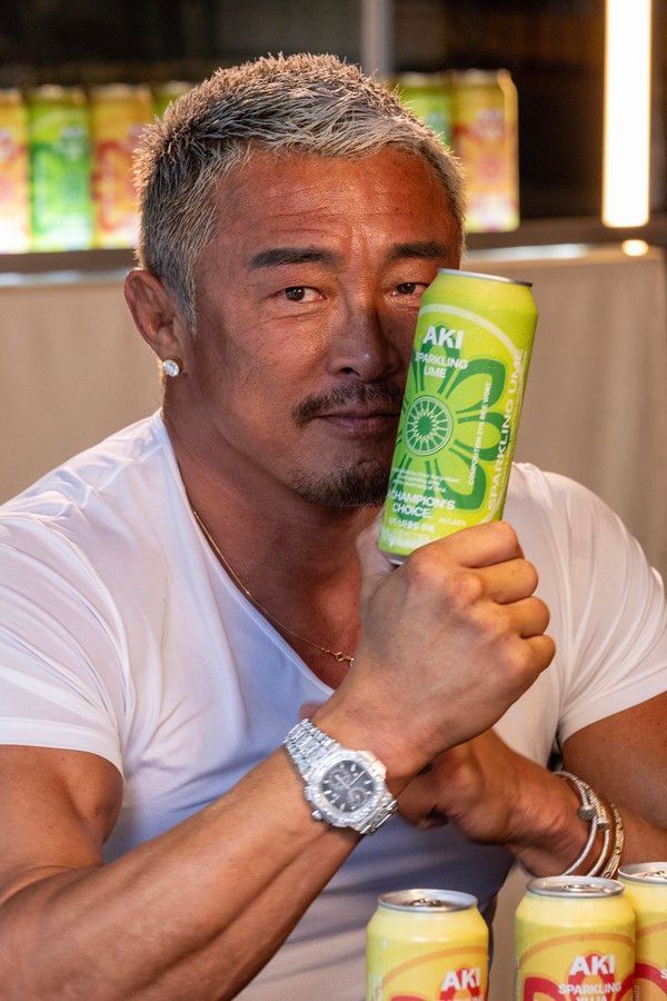 GS리테일이 운영하는 편의점 GS25는 격투기 선수 추성훈 하이볼로 유명세를 타고 있는 '아키 스파클링 하이볼' 2종을 오는 13일 출시한다. / 사진=GS리테일